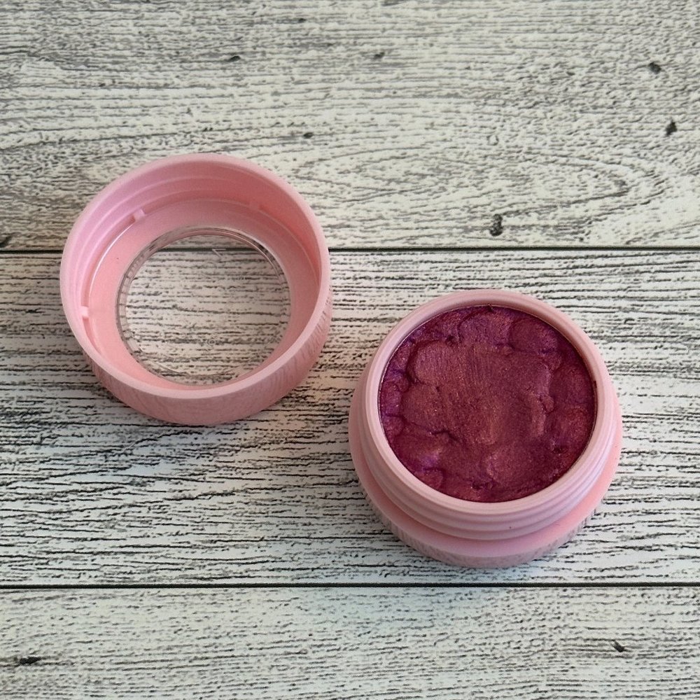 Ace Beaute Glimmer Shadow